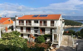 Apartments With A Parking Space Jelsa, Hvar - 8765